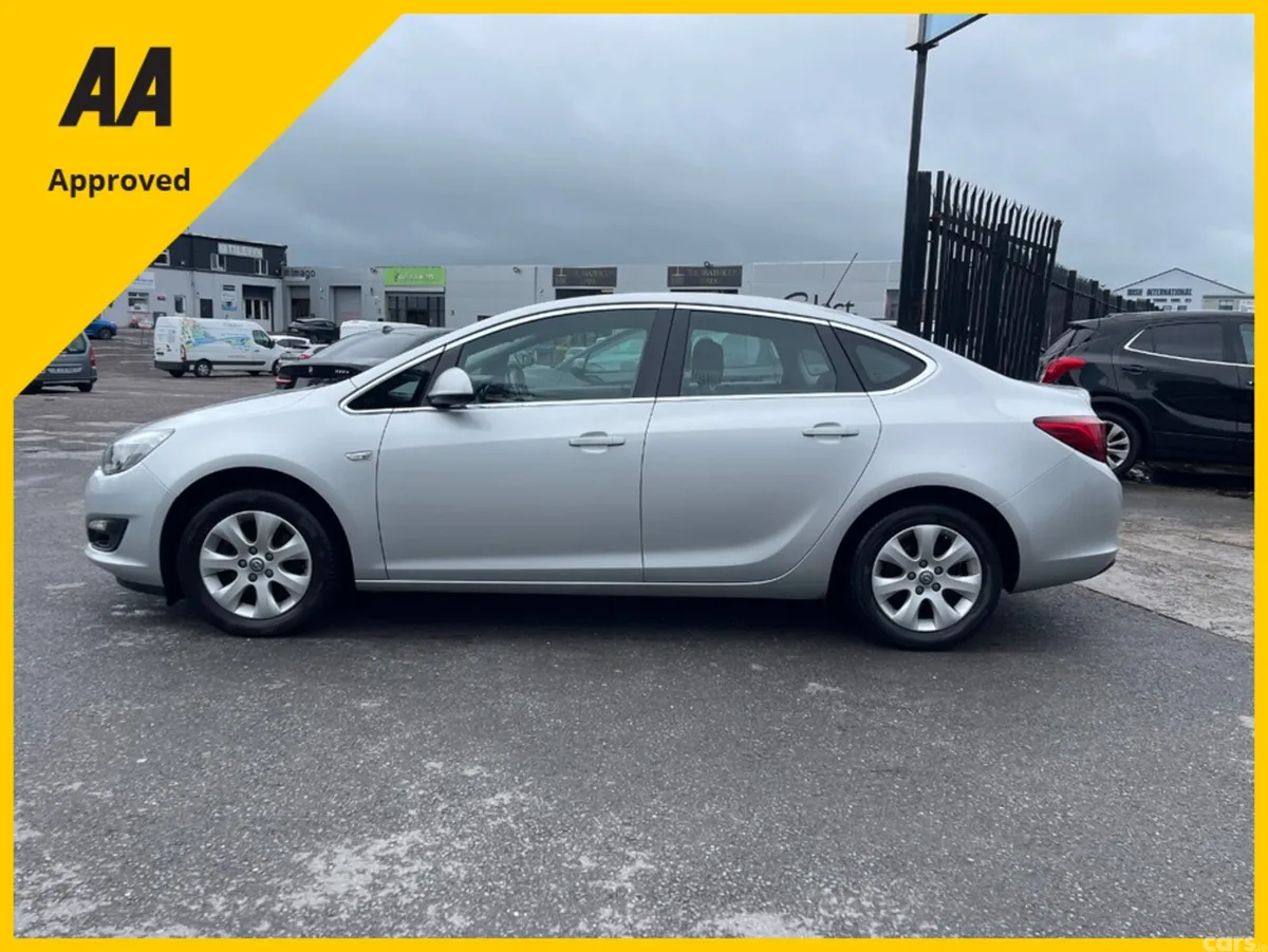 Opel Astra Saloon, Diesel, 2016, Silver
