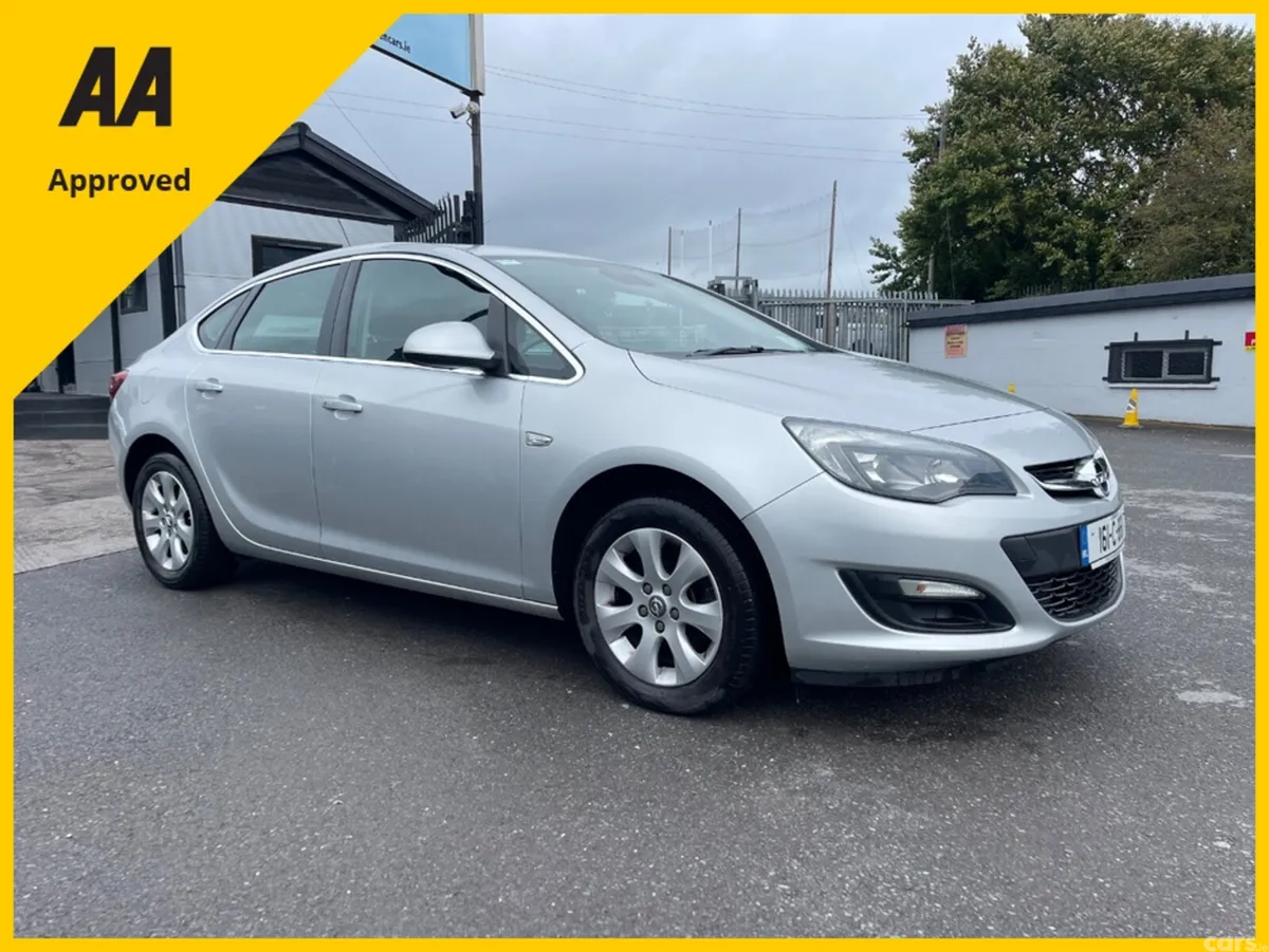 Opel Astra Saloon, Diesel, 2016, Silver