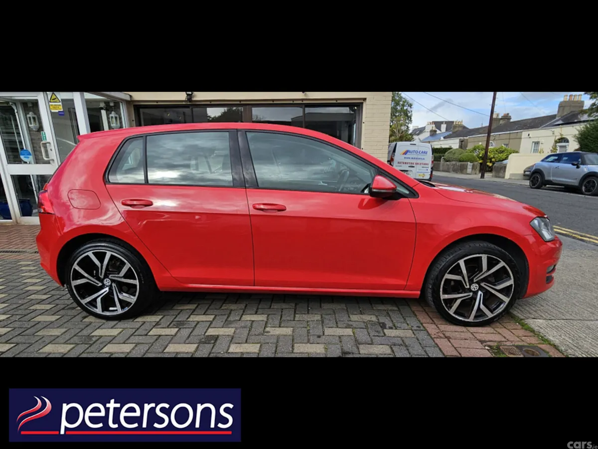 Volkswagen Golf Hatchback, Diesel, 2015, Red