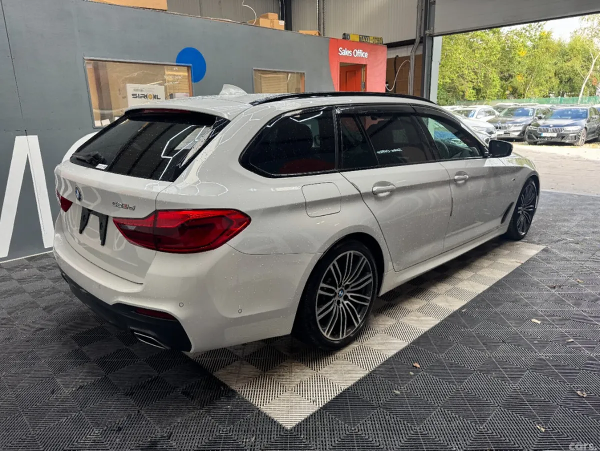 BMW 5-Series Estate, Diesel, 2019, White