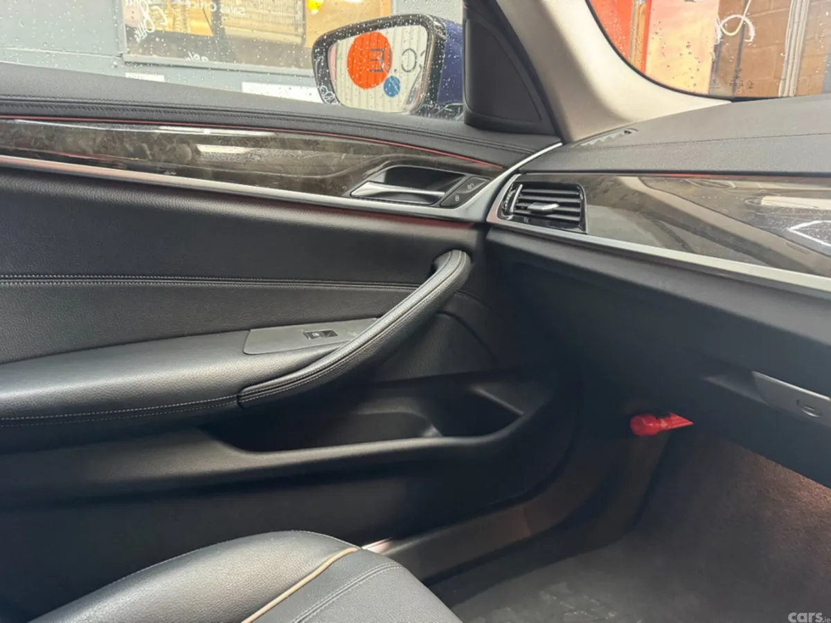 BMW 5-Series Saloon, Diesel, 2017, Blue
