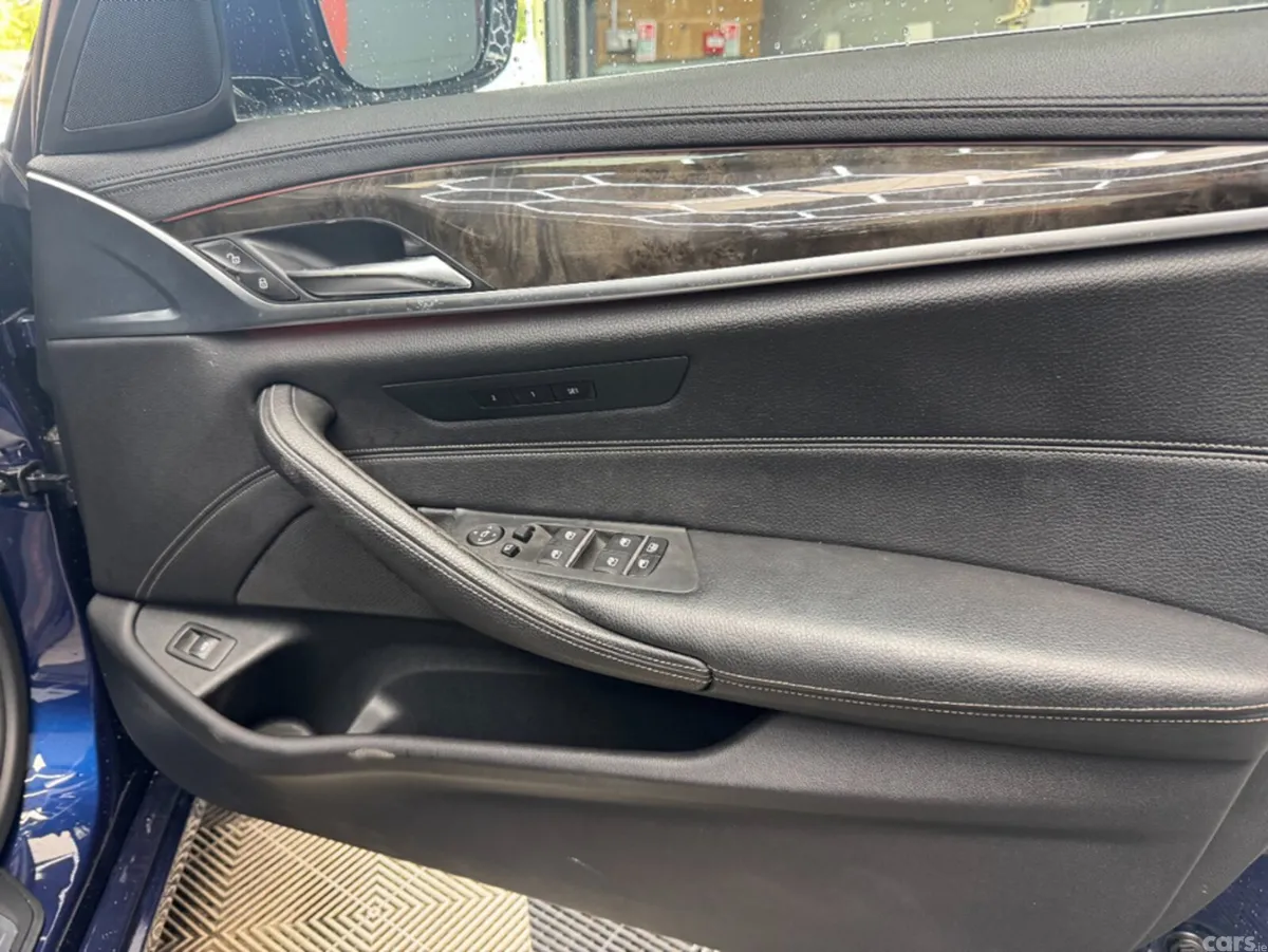BMW 5-Series Saloon, Diesel, 2017, Blue