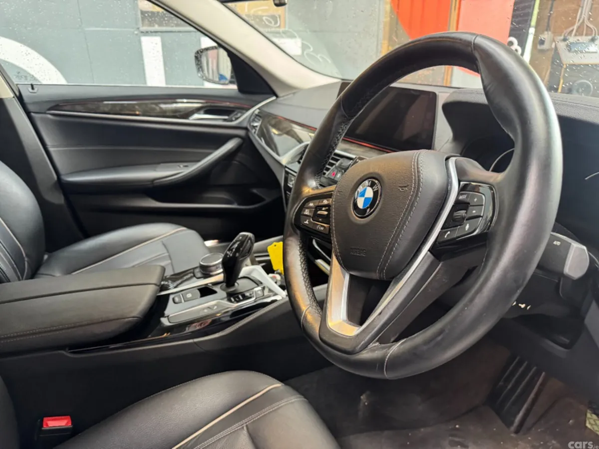 BMW 5-Series Saloon, Diesel, 2017, Blue