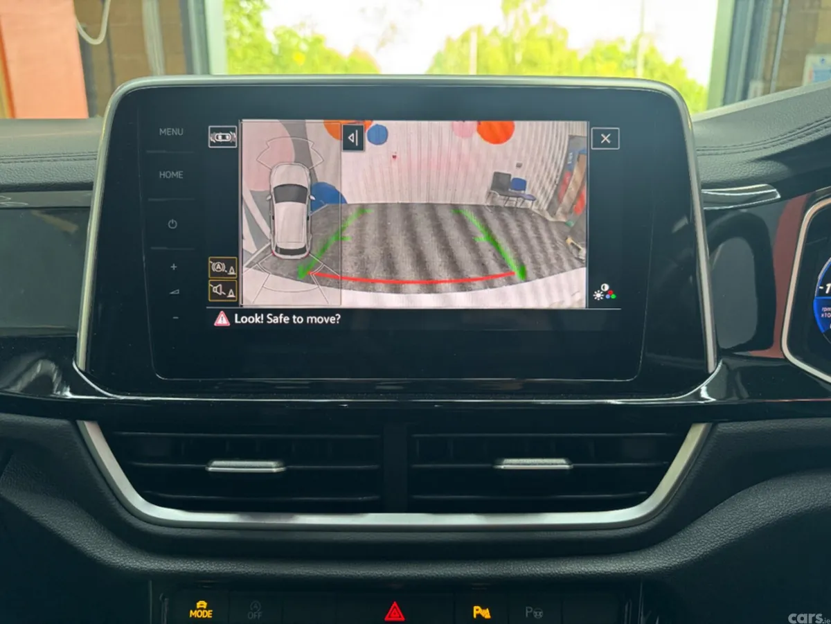 Volkswagen T-Roc SUV, Diesel, 2024, White
