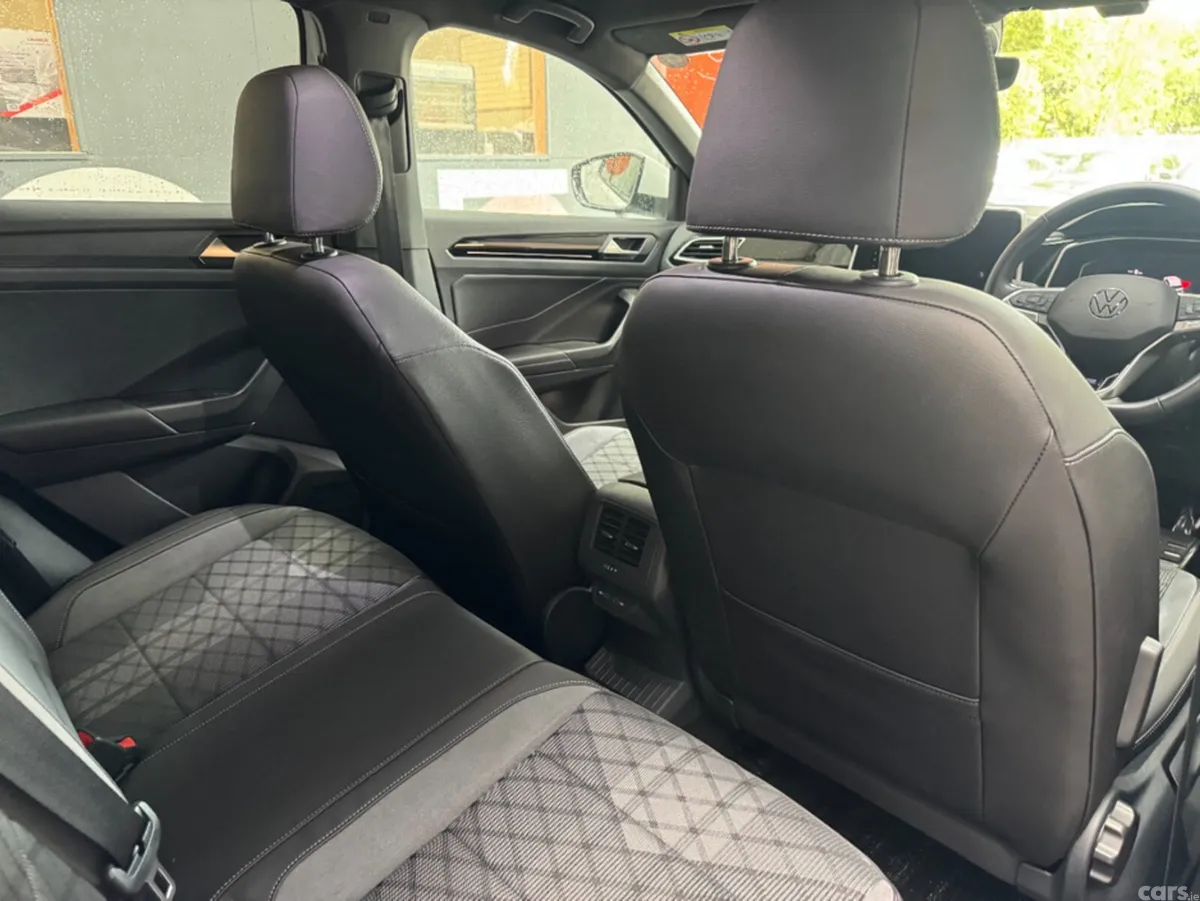 Volkswagen T-Roc SUV, Diesel, 2024, White