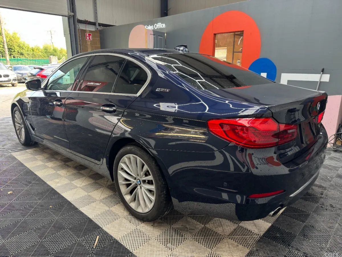 BMW 5-Series Saloon, Petrol, 2017, Blue