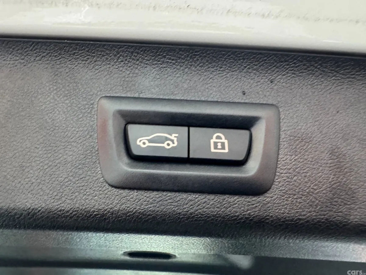 BMW 5-Series Estate, Diesel, 2019, White
