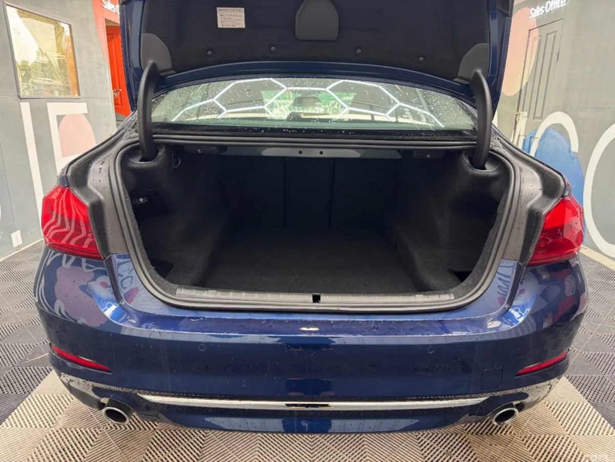 BMW 5-Series Saloon, Diesel, 2017, Blue