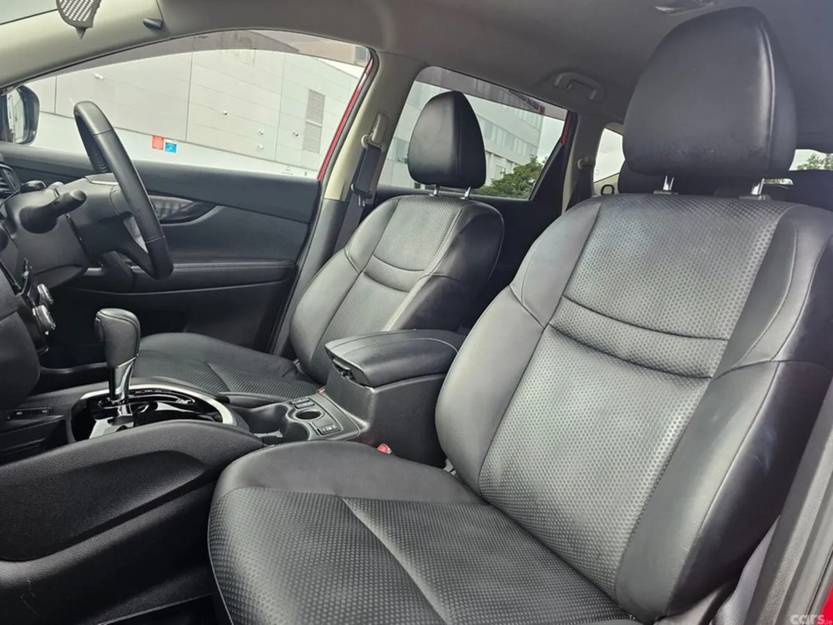 Nissan X-Trail SUV, Petrol, 2020, Red