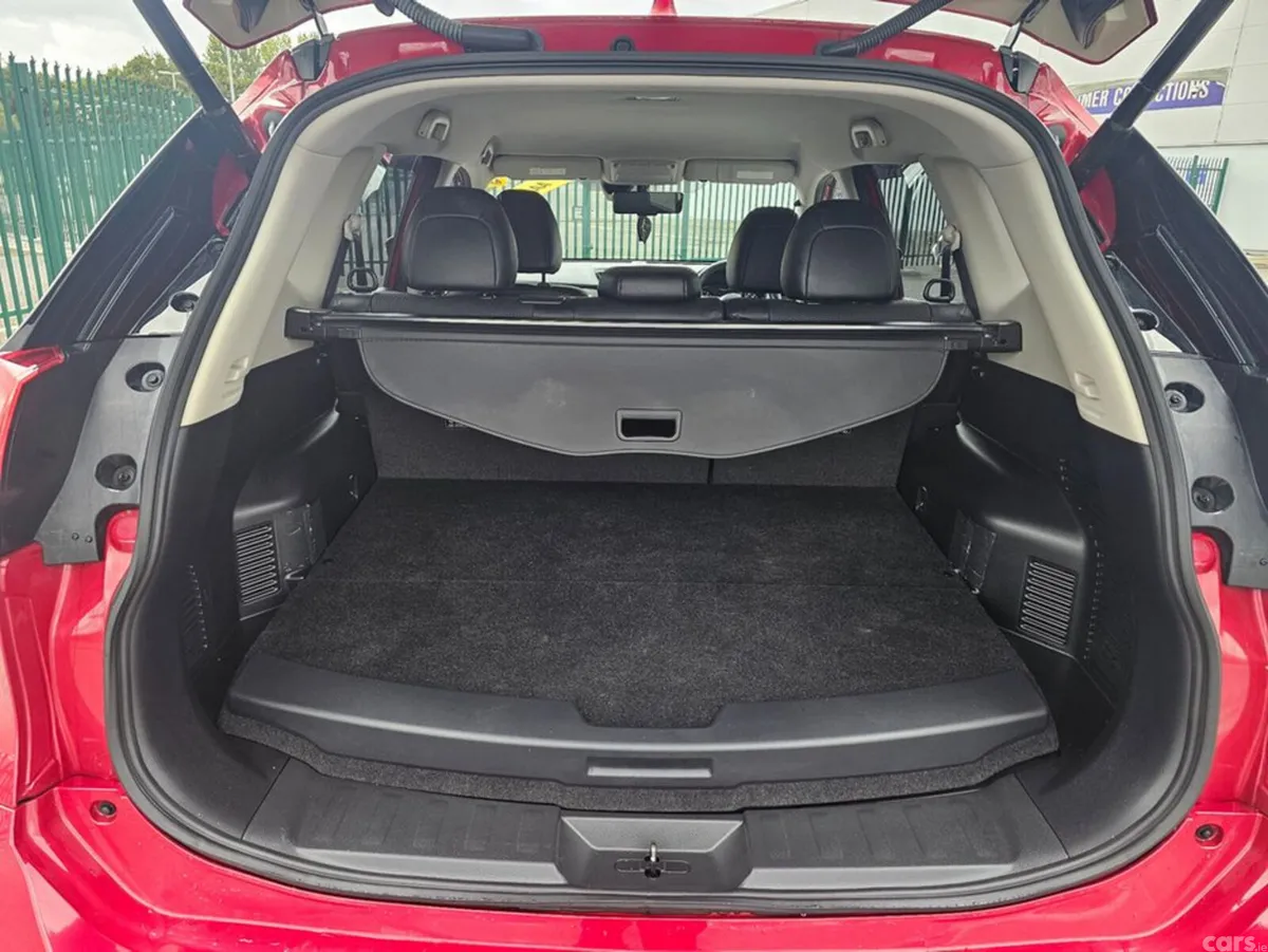 Nissan X-Trail SUV, Petrol, 2020, Red