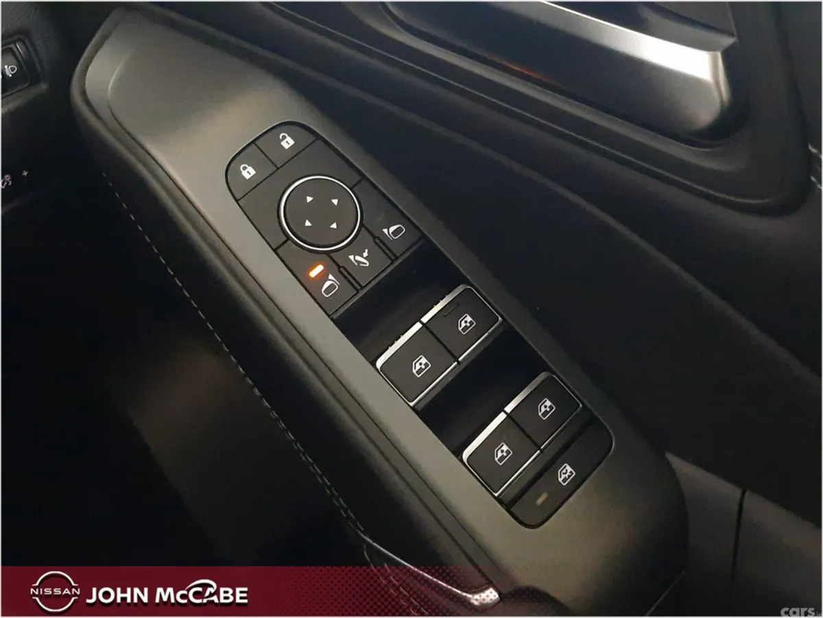 Nissan Qashqai MPV, Petrol Hybrid, 2025, Black