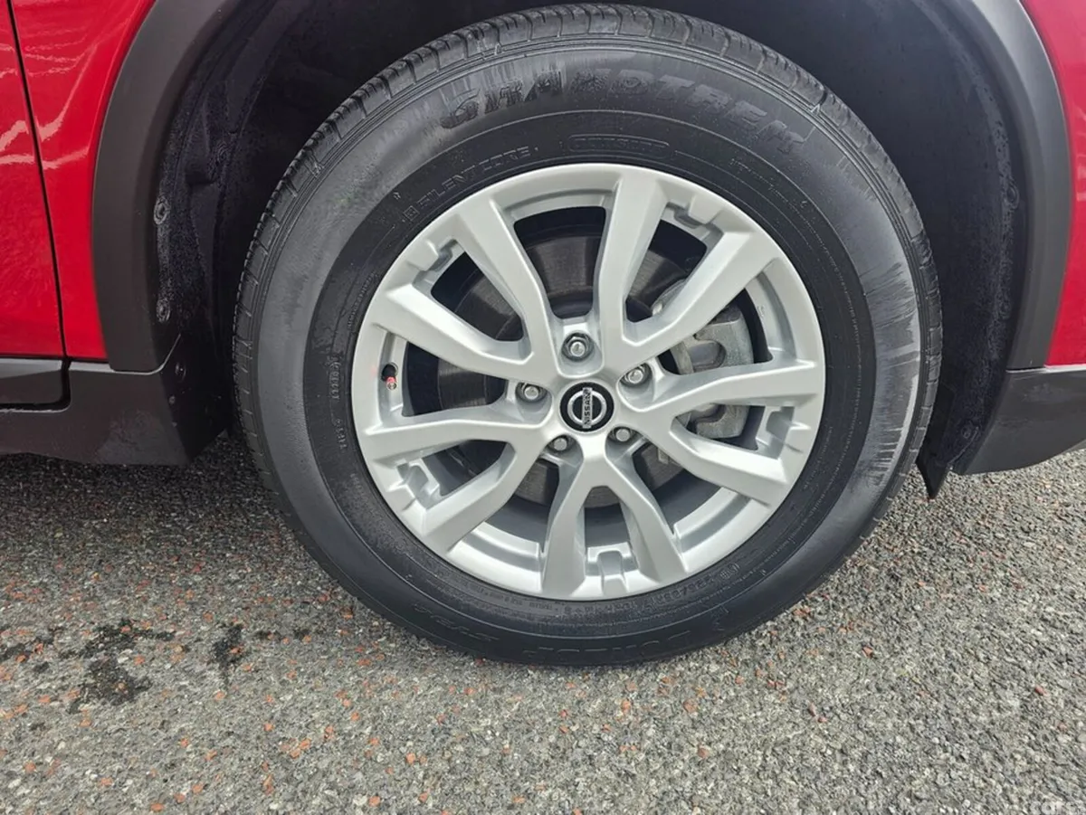 Nissan X-Trail SUV, Petrol, 2020, Red