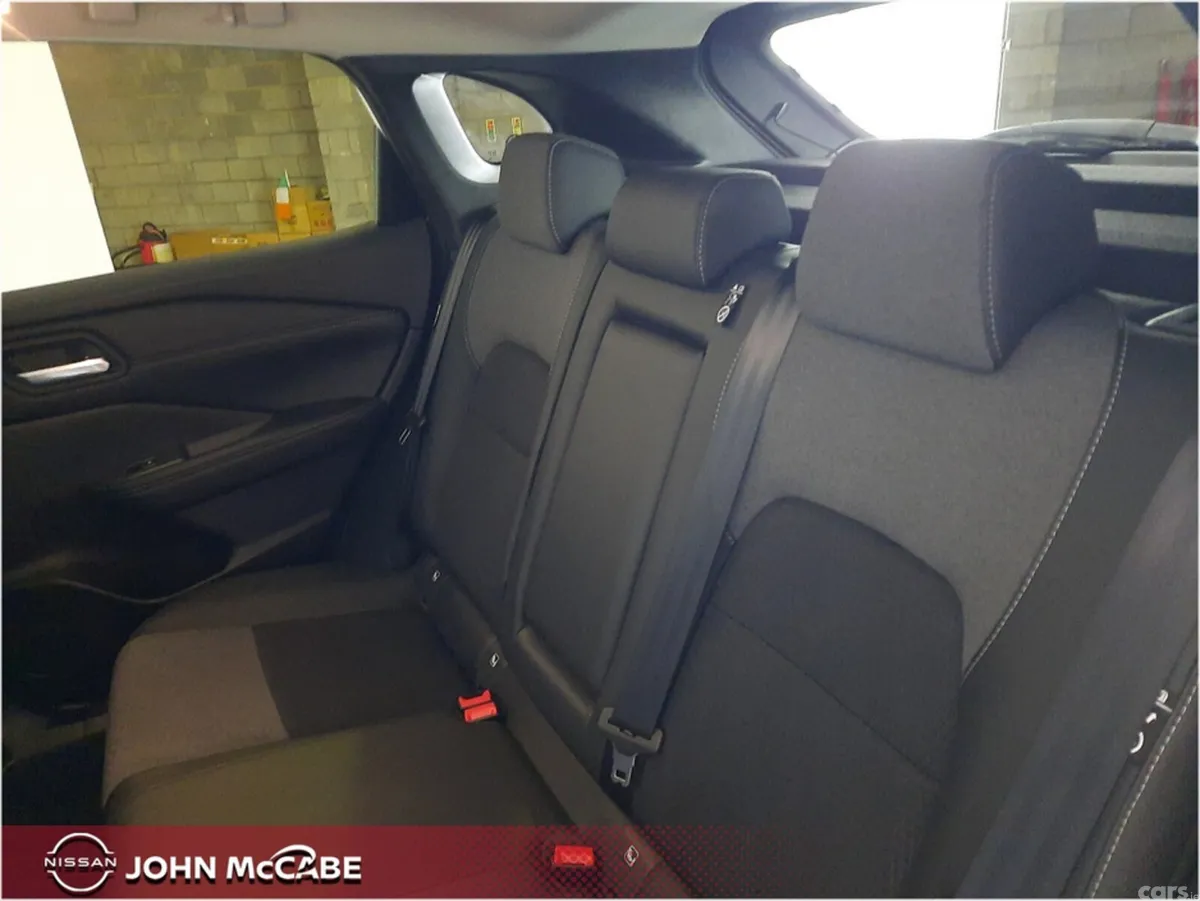 Nissan Qashqai MPV, Petrol Hybrid, 2025, White