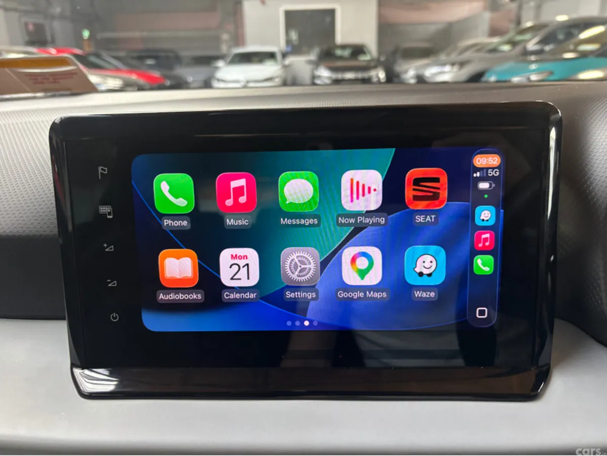 SEAT Arona Hatchback, Petrol, 2025, Black