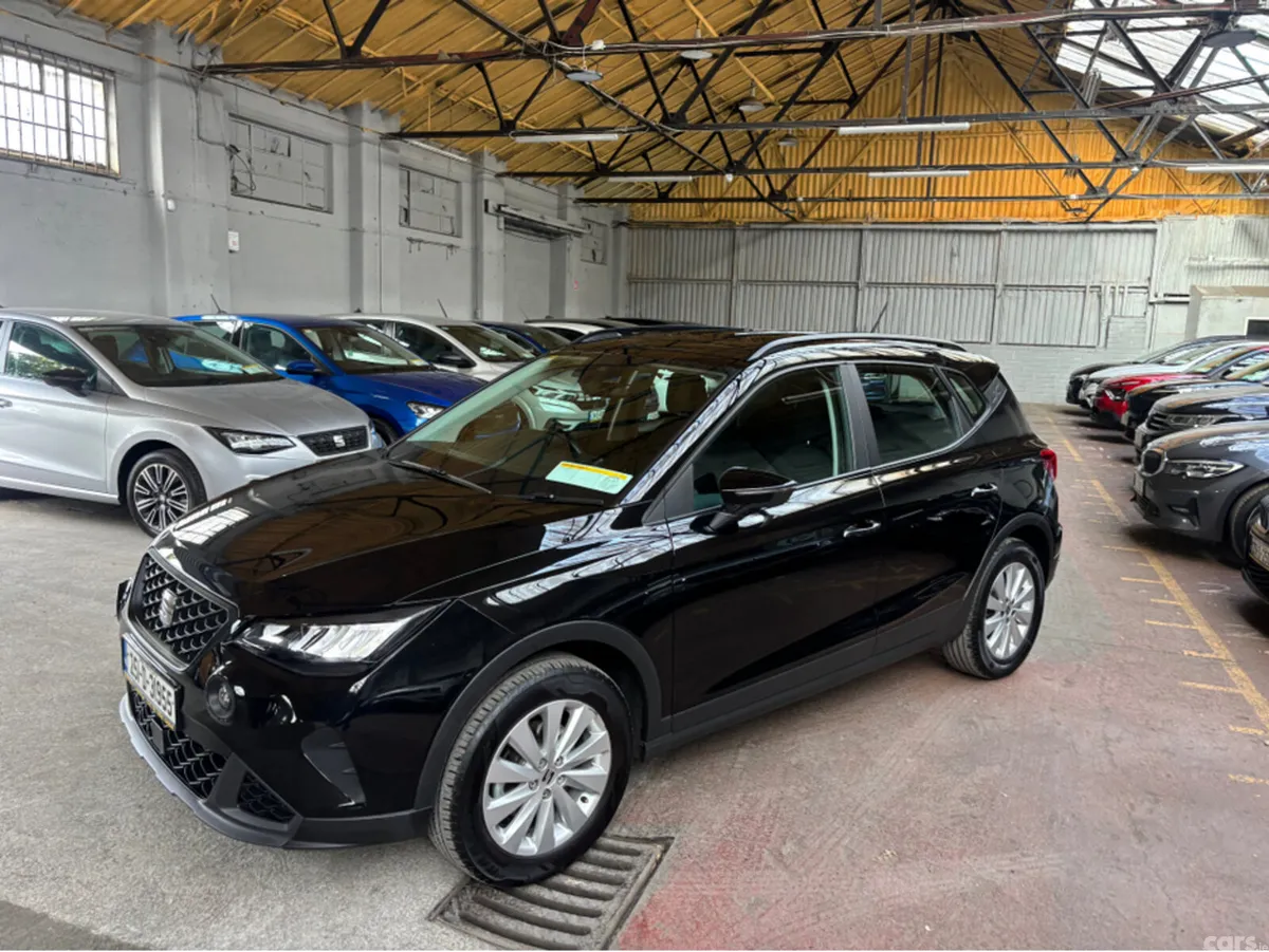 SEAT Arona Hatchback, Petrol, 2025, Black