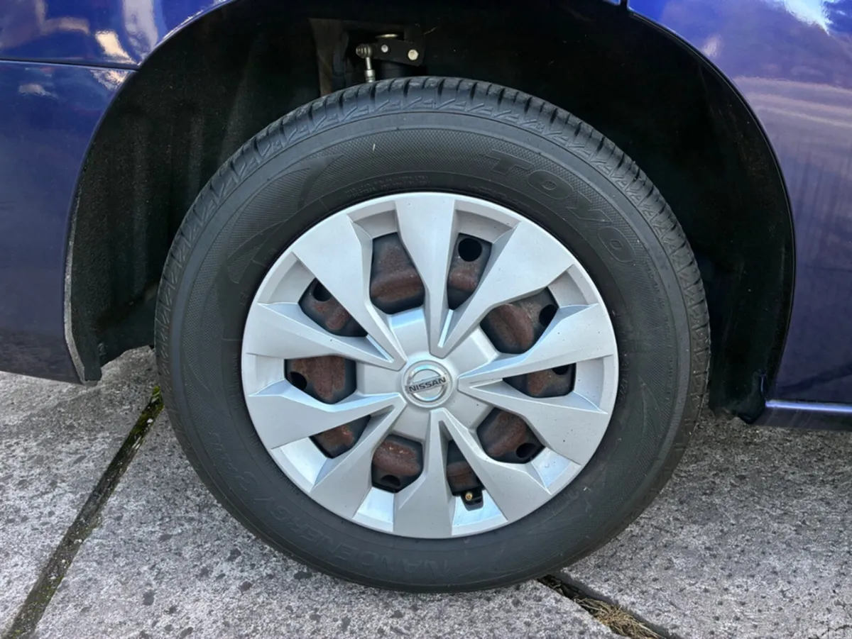 Nissan Serena MPV, Petrol, 2019, Blue