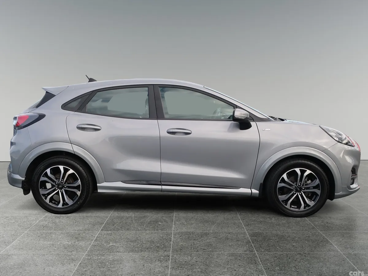 Ford Puma MPV, Petrol Hybrid, 2021, Grey
