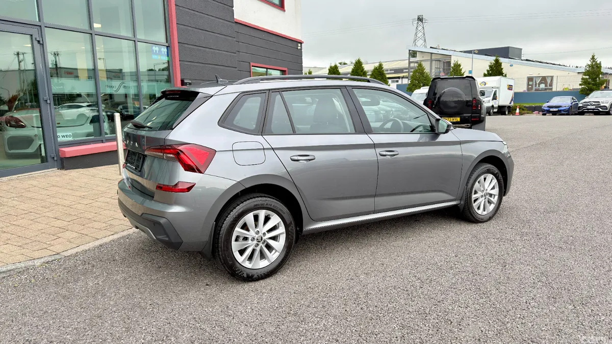 Skoda Kamiq Hatchback, Petrol, 2025, Grey