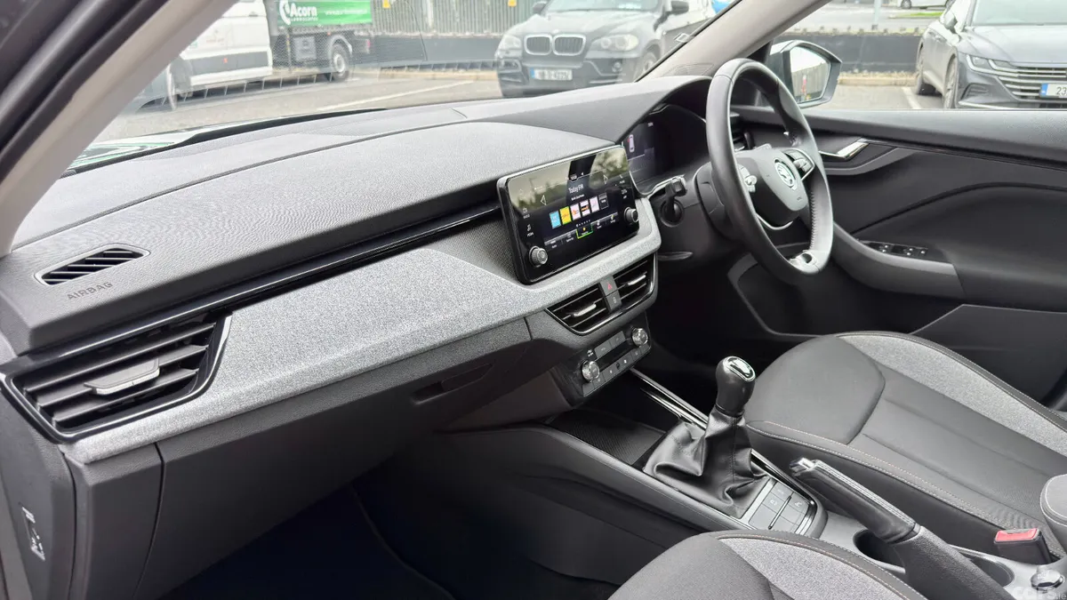 Skoda Kamiq Hatchback, Petrol, 2025, Grey