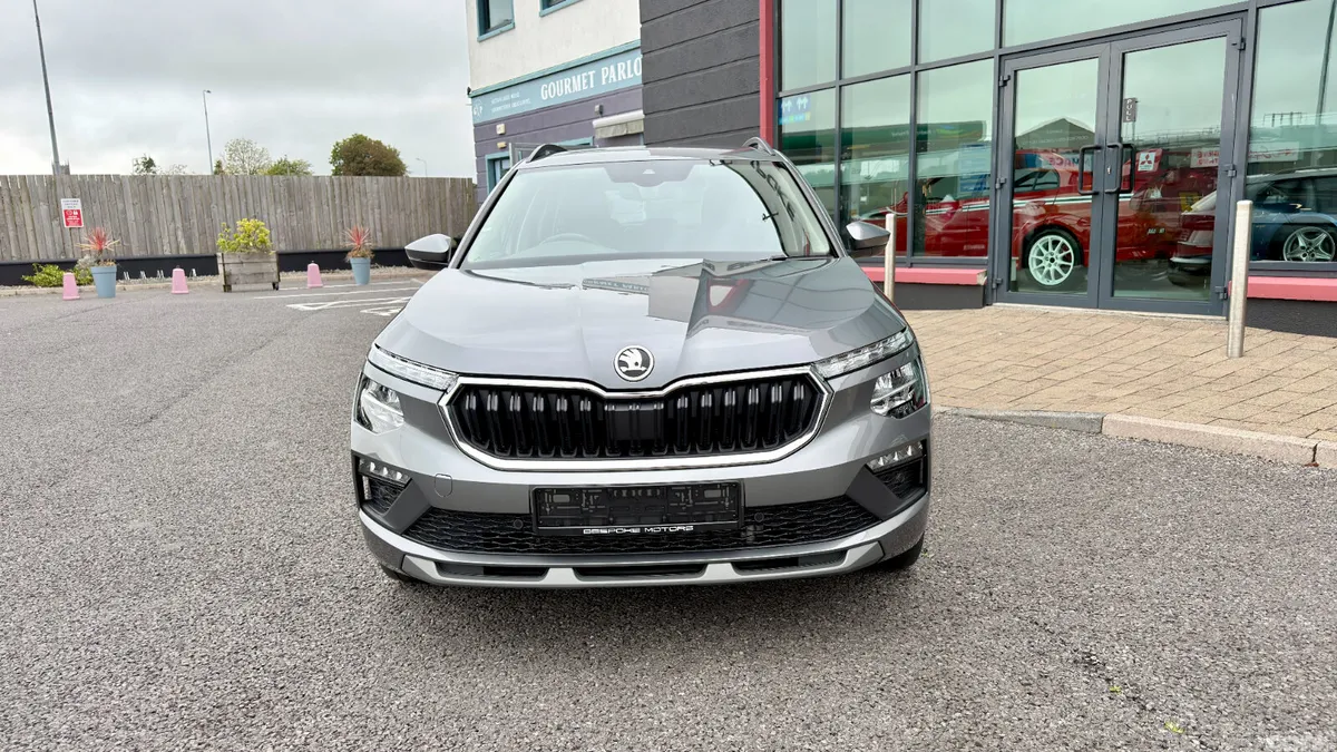 Skoda Kamiq Hatchback, Petrol, 2025, Grey