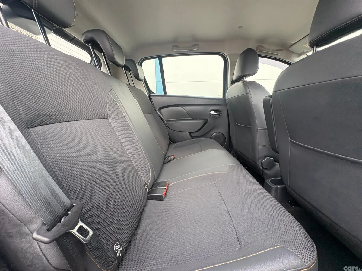 Dacia Sandero Stepway Hatchback, Diesel, 2017, Grey