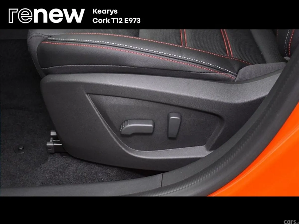 Renault Arkana SUV, Petrol Hybrid, 2021, Orange