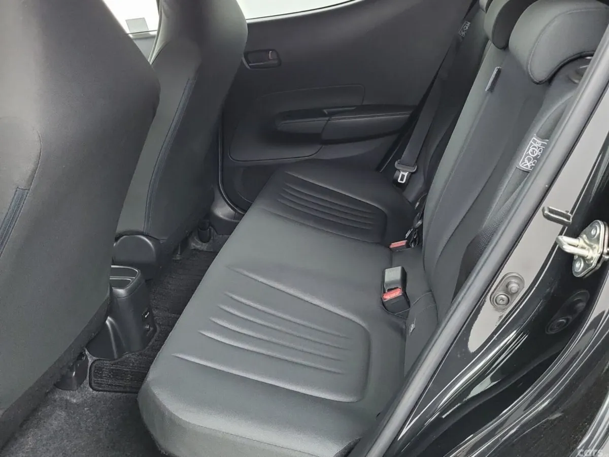 Toyota Aqua Hatchback, Petrol Hybrid, 2022, Black