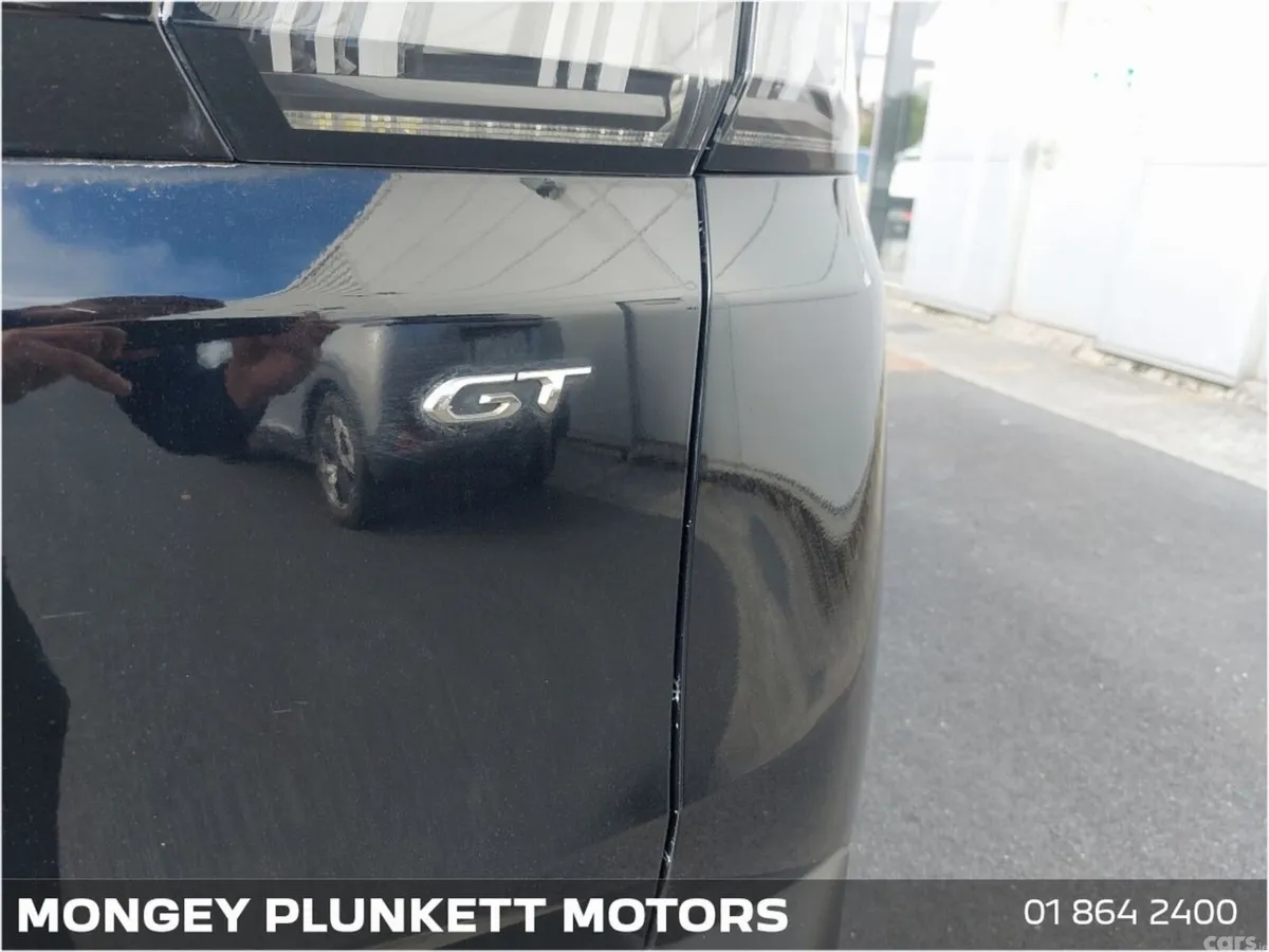 Peugeot 3008 MPV, Petrol, 2023, Black