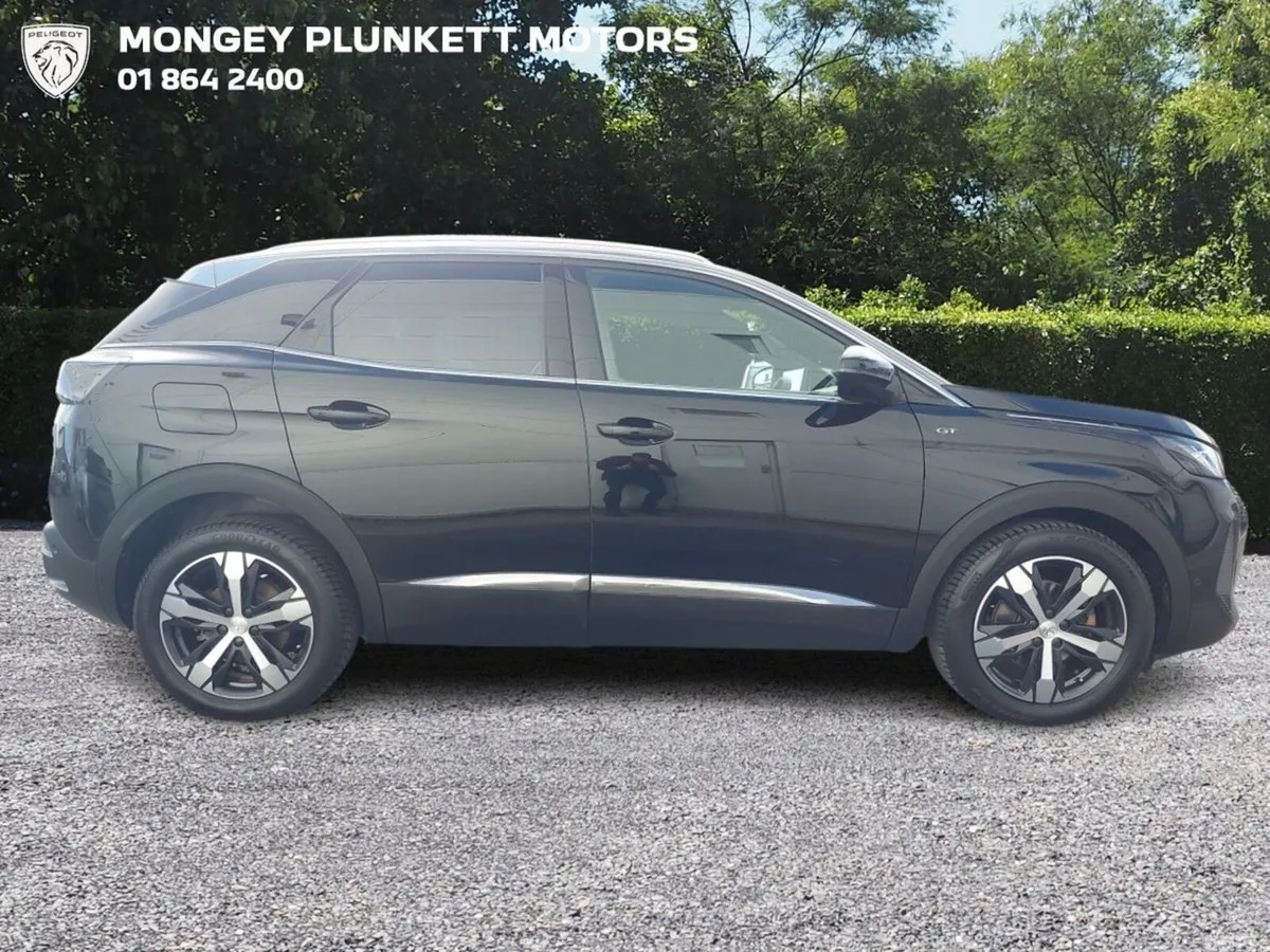 Peugeot 3008 MPV, Petrol, 2023, Black