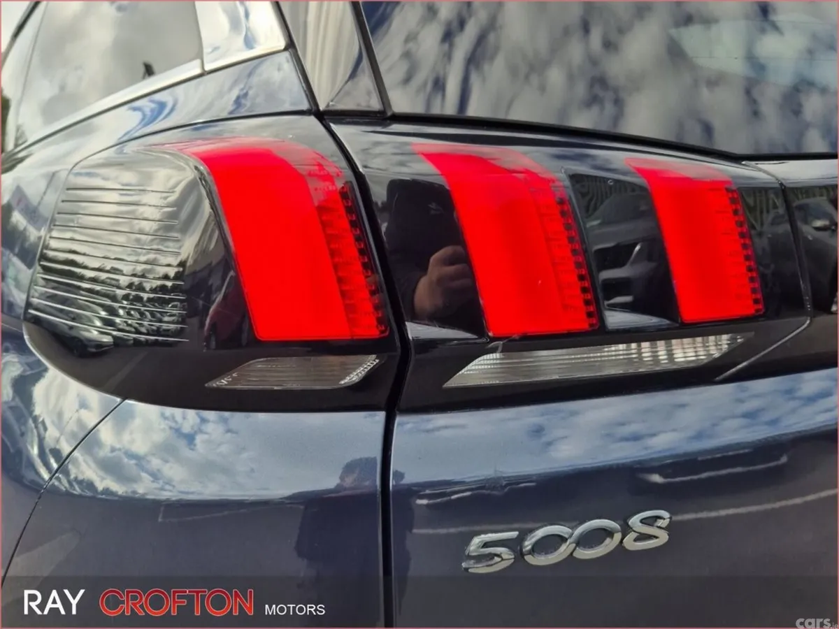 Peugeot 5008 MPV, Diesel, 2019, Blue