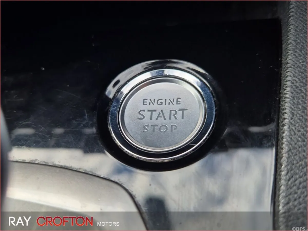 Peugeot 5008 MPV, Diesel, 2019, Blue