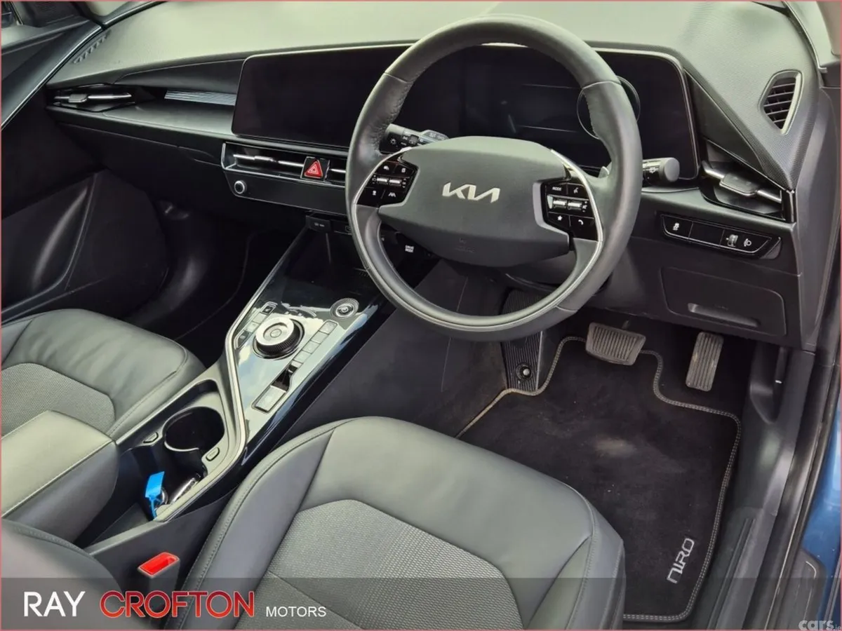 Kia e-Niro SUV, Electric, 2023, Blue