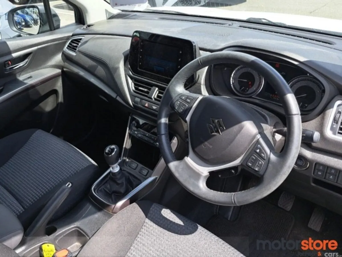 Suzuki SX4 S-Cross Hatchback, Petrol, 2024, White