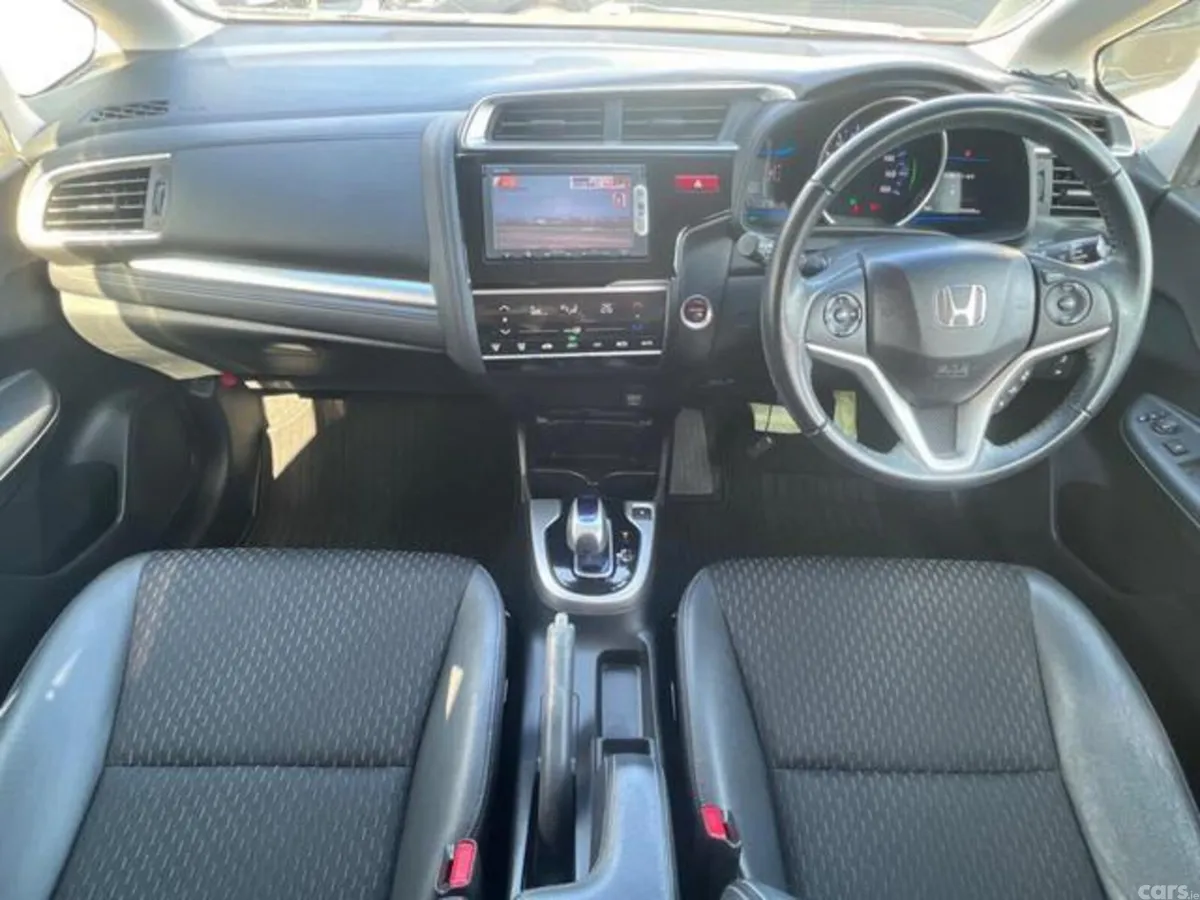 Honda Fit Hatchback, Petrol Hybrid, 2015, Blue