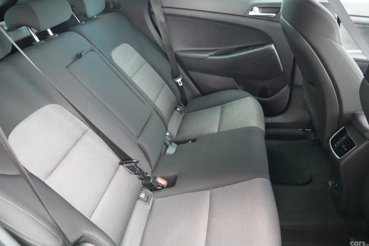 Hyundai Tucson SUV, Diesel, 2019, White