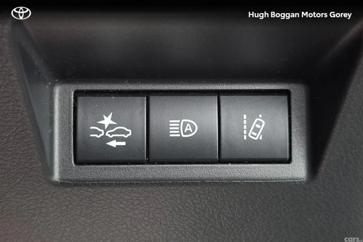 Toyota Yaris Hatchback, Petrol, 2018, Black