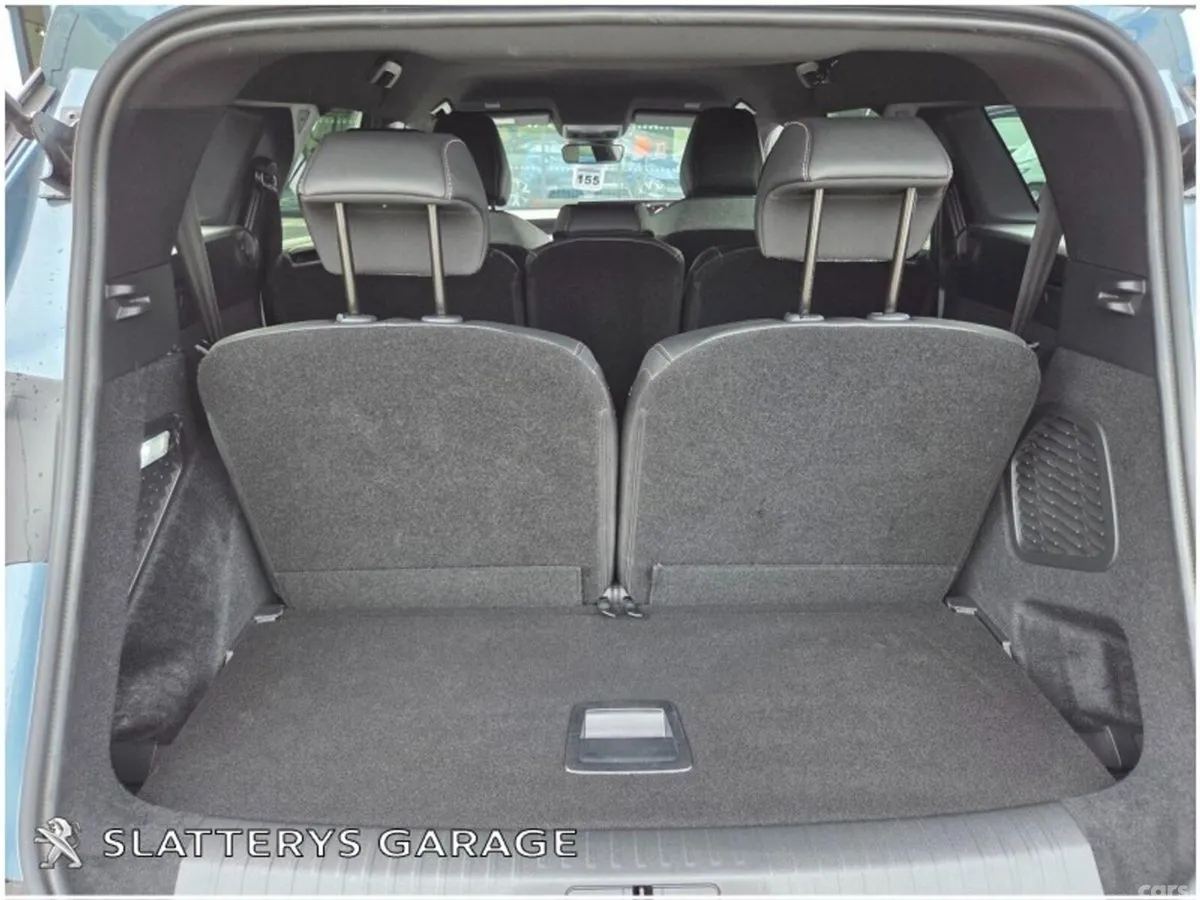 Peugeot 5008 SUV, Petrol, 2026, Blue