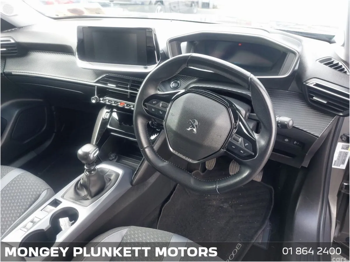 Peugeot 2008 MPV, Petrol, 2021, Grey