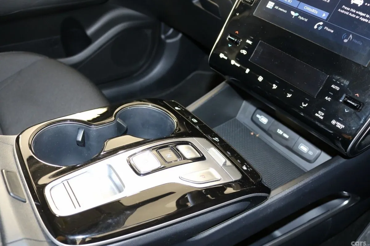 Hyundai Tucson SUV, Petrol Hybrid, 2025, White