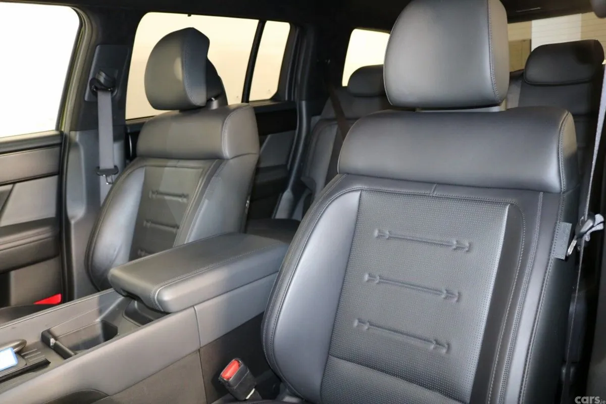 Hyundai Santa Fe SUV, Petrol Plug-in Hybrid, 2025, Green