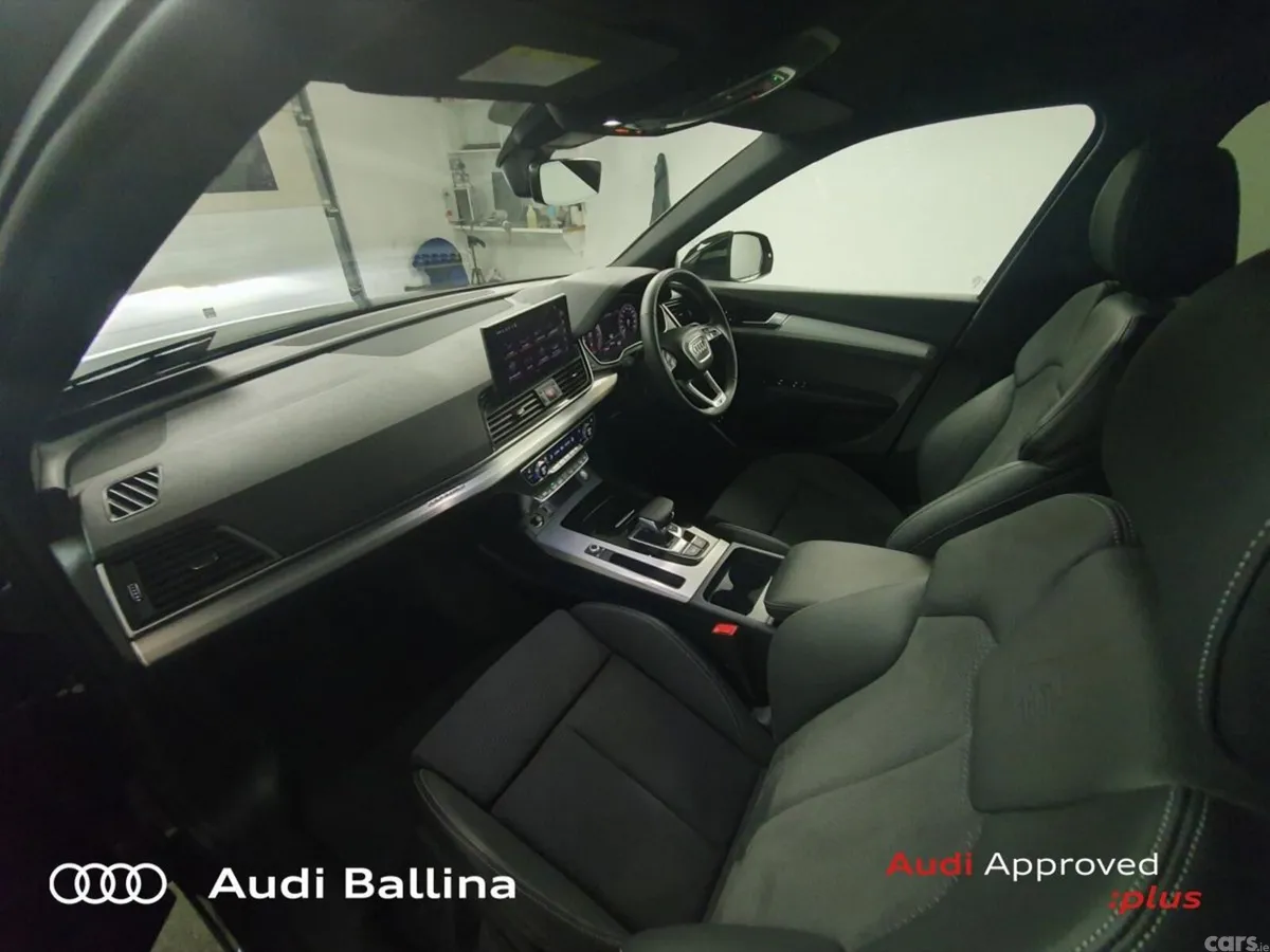 Audi Q5 SUV, Petrol Hybrid, 2023, Black