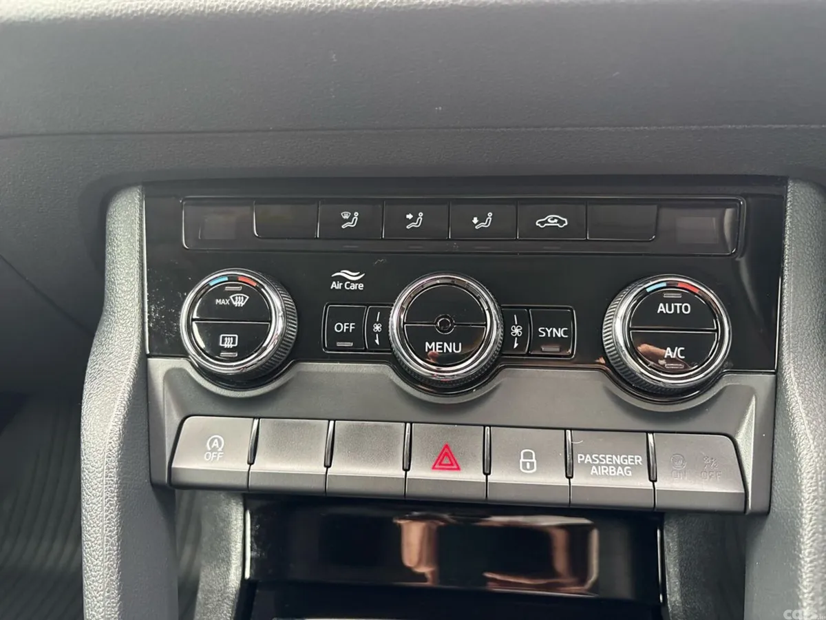 Skoda Karoq Estate, Diesel, 2019, Blue