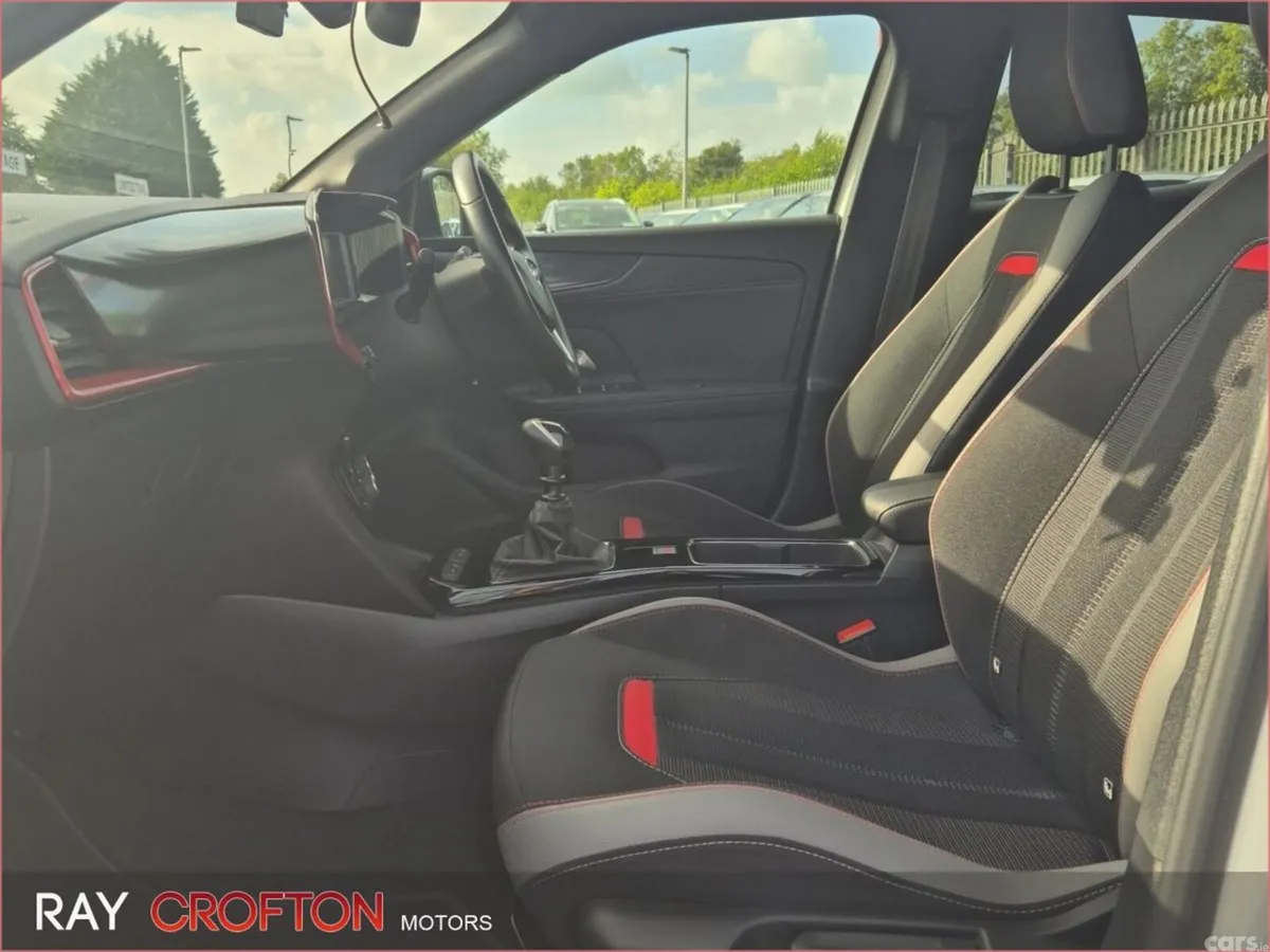 Opel Mokka SUV, Petrol, 2022, White