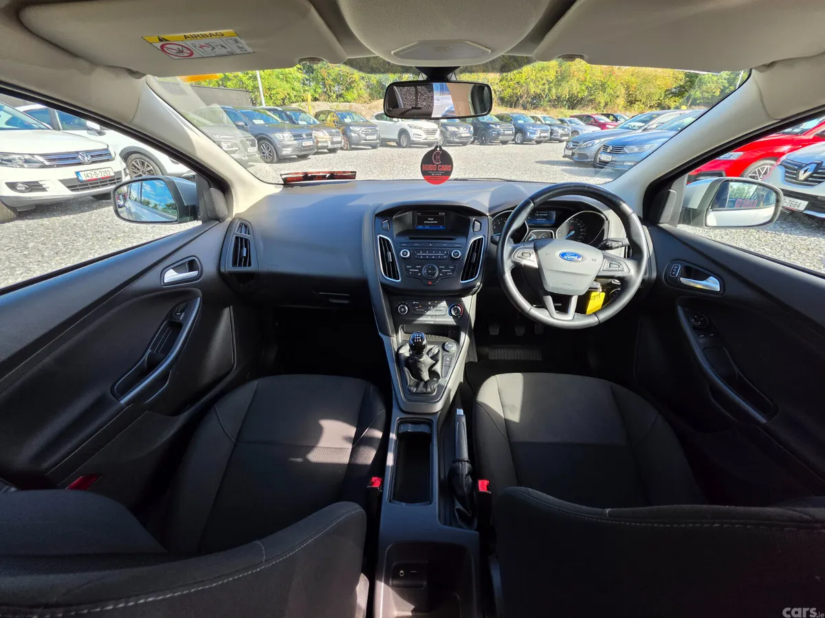 Ford Focus Hatchback, Petrol, 2016, Silver