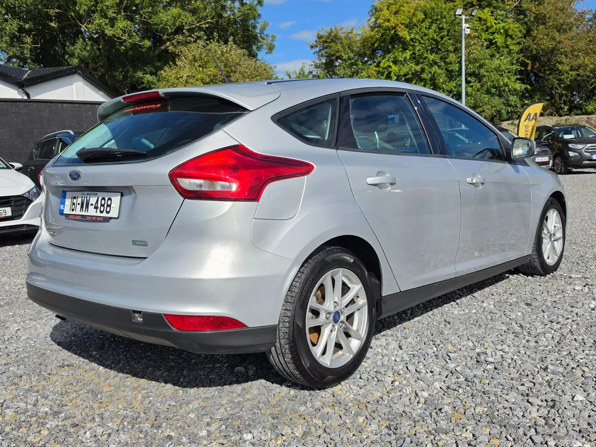 Ford Focus Hatchback, Petrol, 2016, Silver