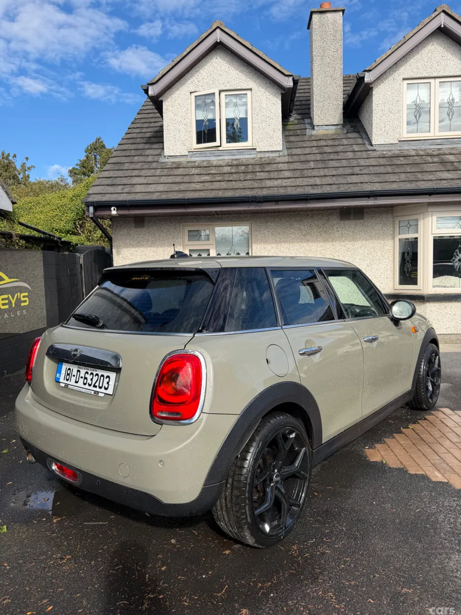 Mini Cooper Hatchback, Petrol, 2018, Grey