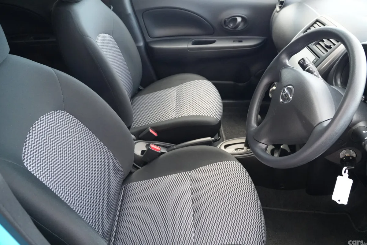 Nissan Micra Hatchback, Petrol, 2022, Blue
