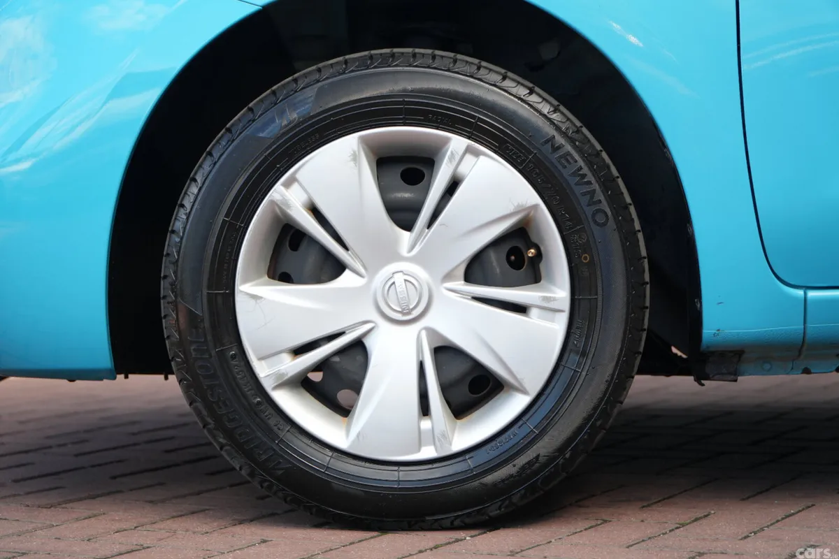 Nissan Micra Hatchback, Petrol, 2022, Blue