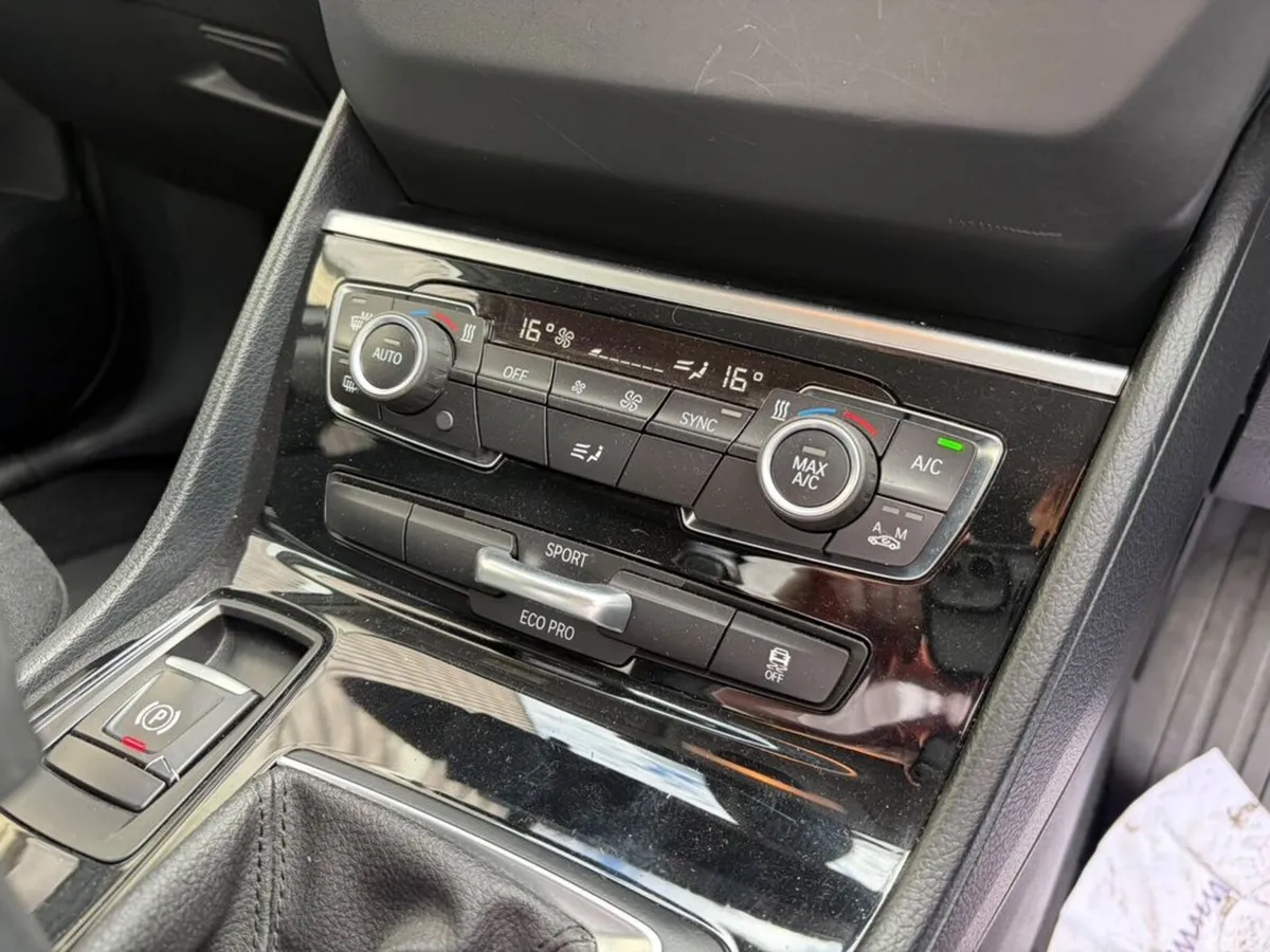 BMW 2-Series MPV, Petrol, 2015, White