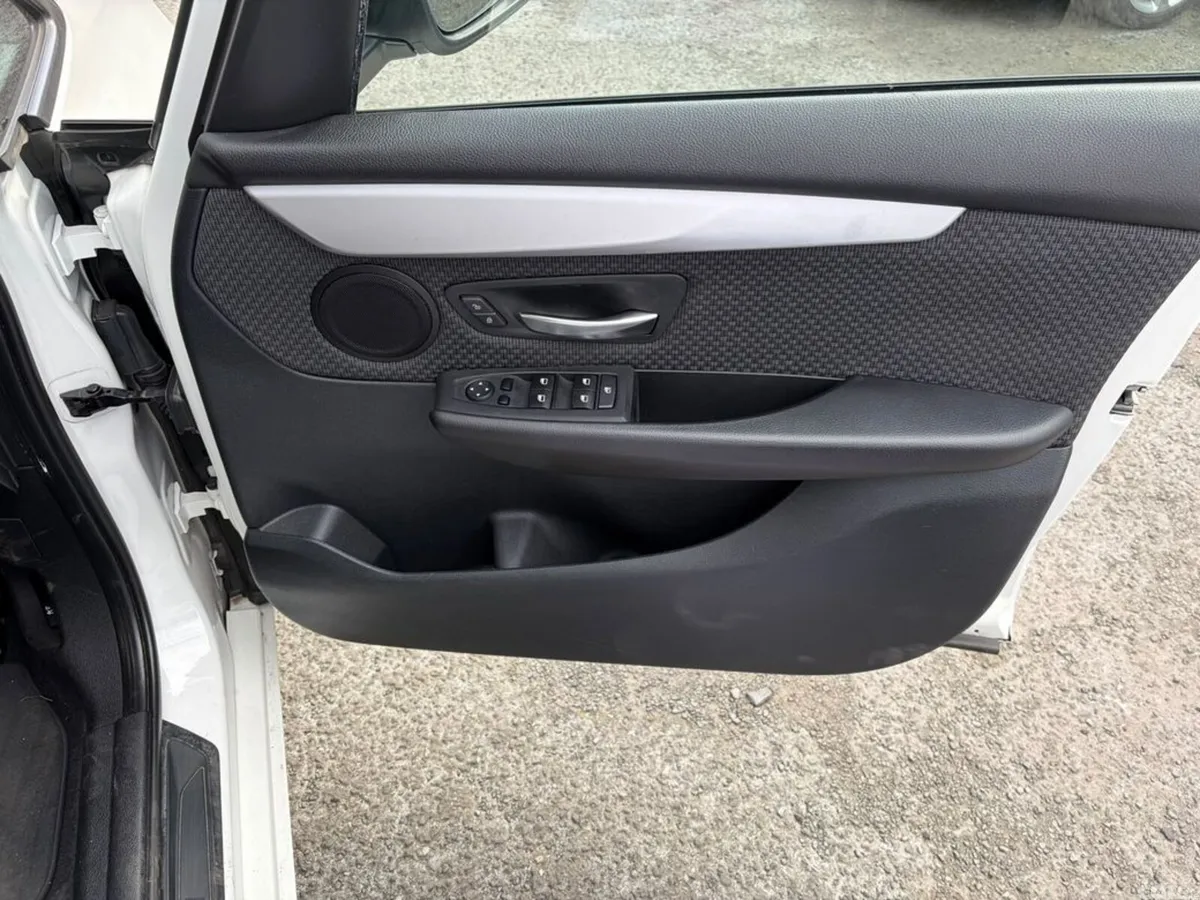 BMW 2-Series MPV, Petrol, 2015, White